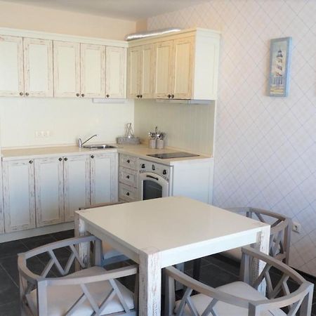 Captain'S Island Deluxe Chernomorets Eksteriør billede