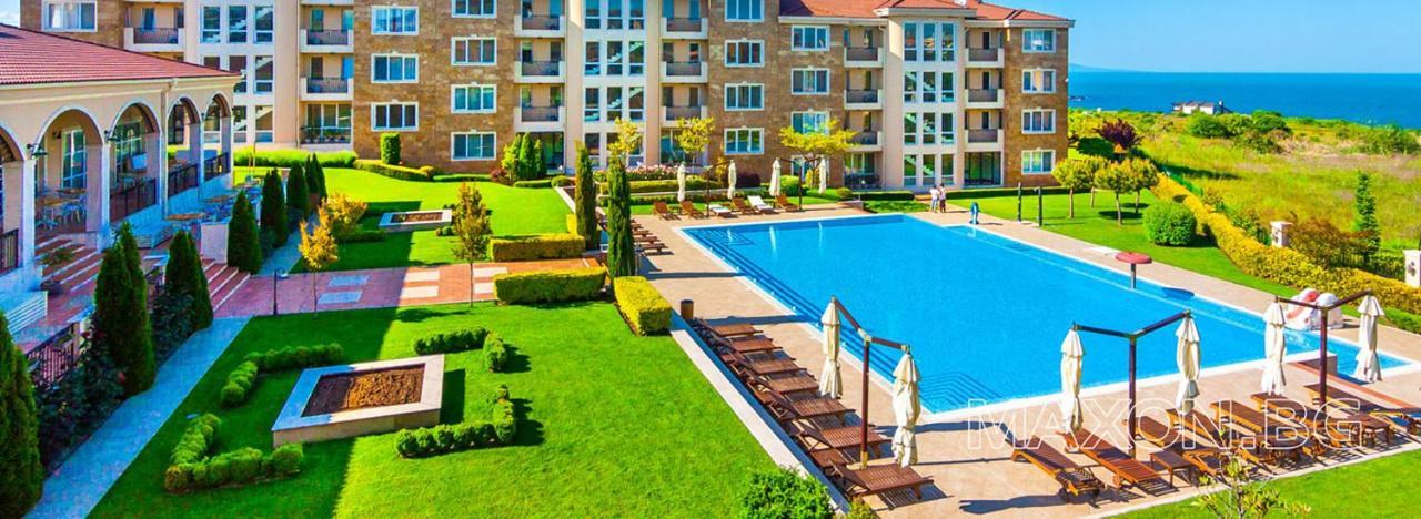 Captain'S Island Deluxe Chernomorets Eksteriør billede